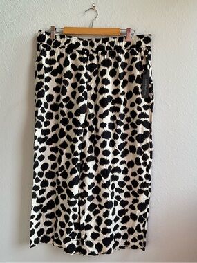 Meg & Margot Pull On Wide Leg Crop - Animal Print
